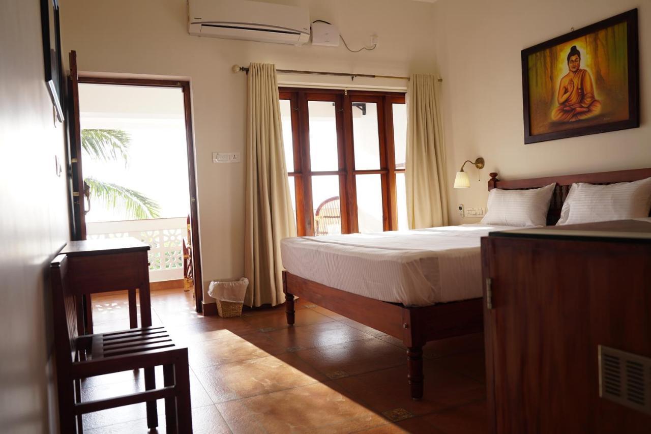 Buddha Beach Hotel Kovalam Luaran gambar