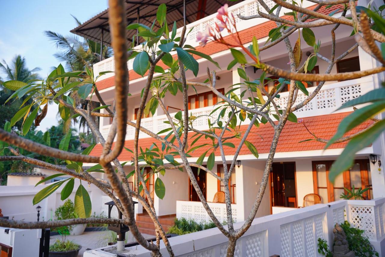 Buddha Beach Hotel Kovalam Luaran gambar