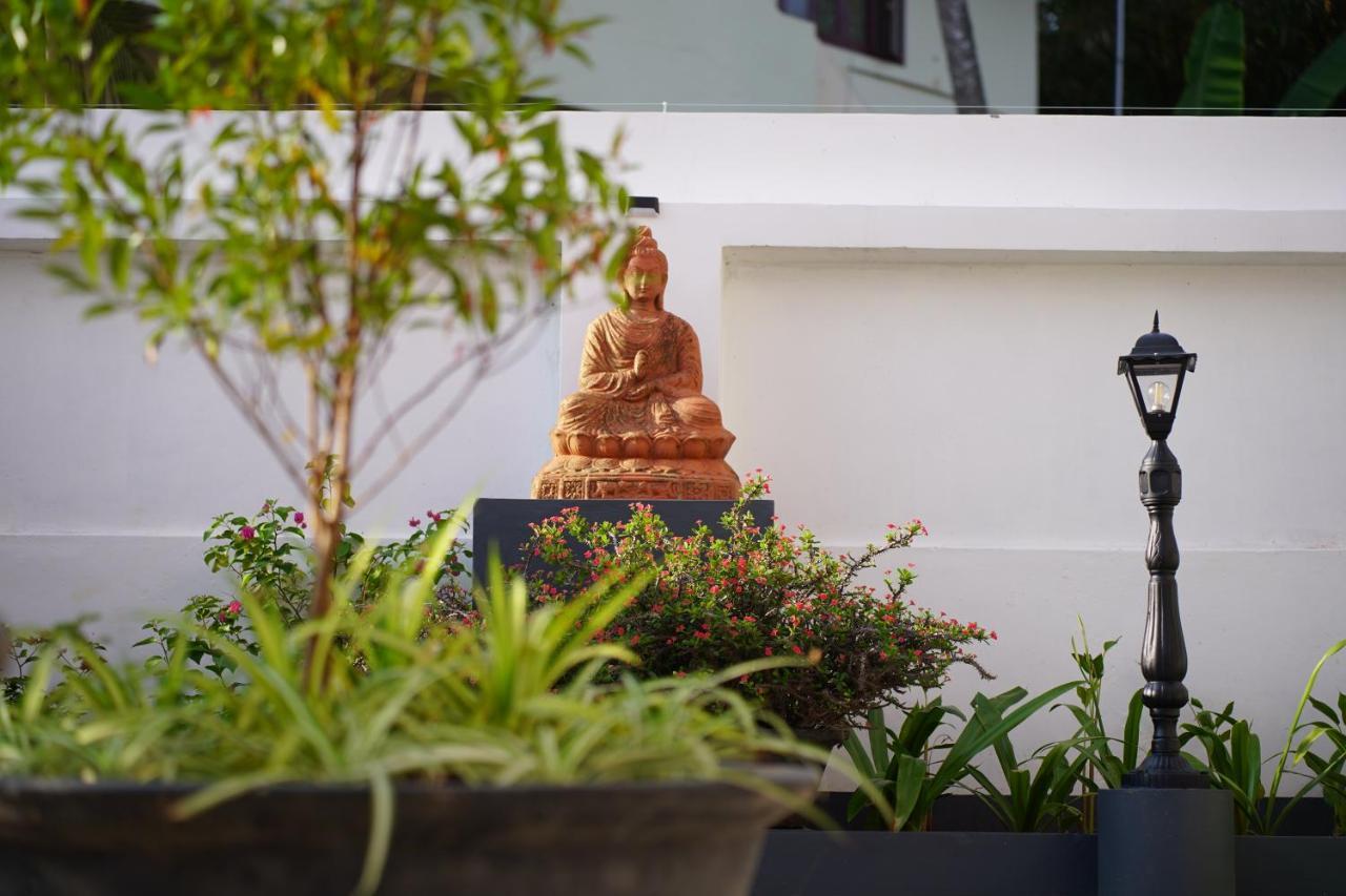 Buddha Beach Hotel Kovalam Luaran gambar