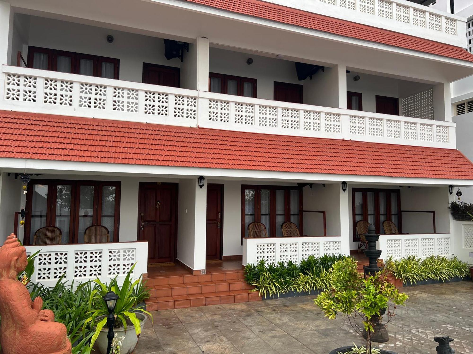 Buddha Beach Hotel Kovalam Luaran gambar